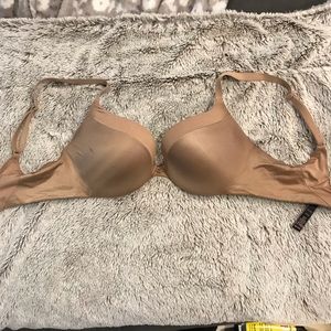 Nude vs bra LOW PRICE GET NOW‼️